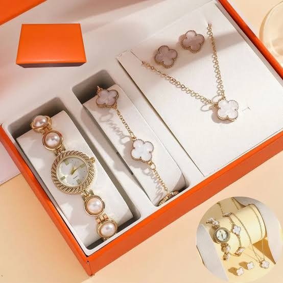 Reloj Analógico + Joyeria con Estuche