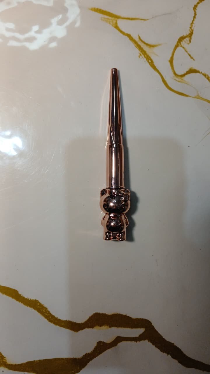 Delineador liquido