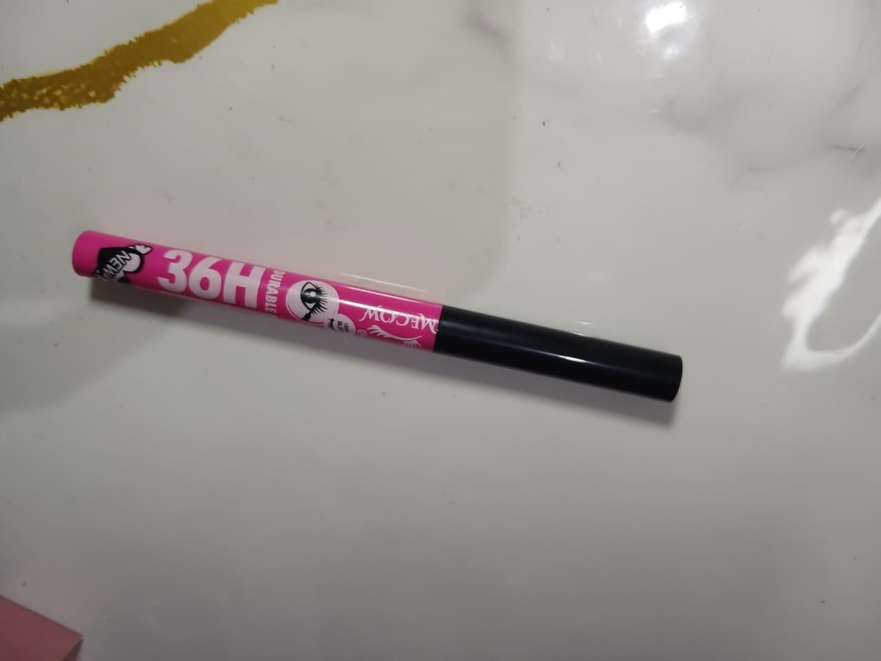 Delineador de cejas